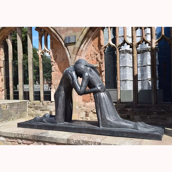Бронзовая скульптура танцора в натуральную величину для украшения парка